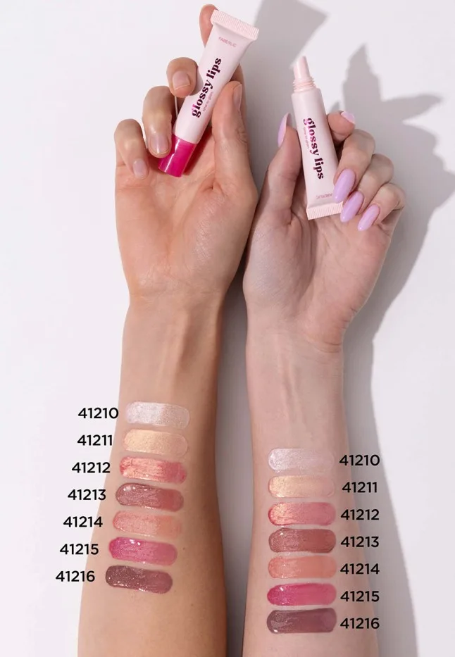 Блеск для губ с эффектом объема Glossy Lips